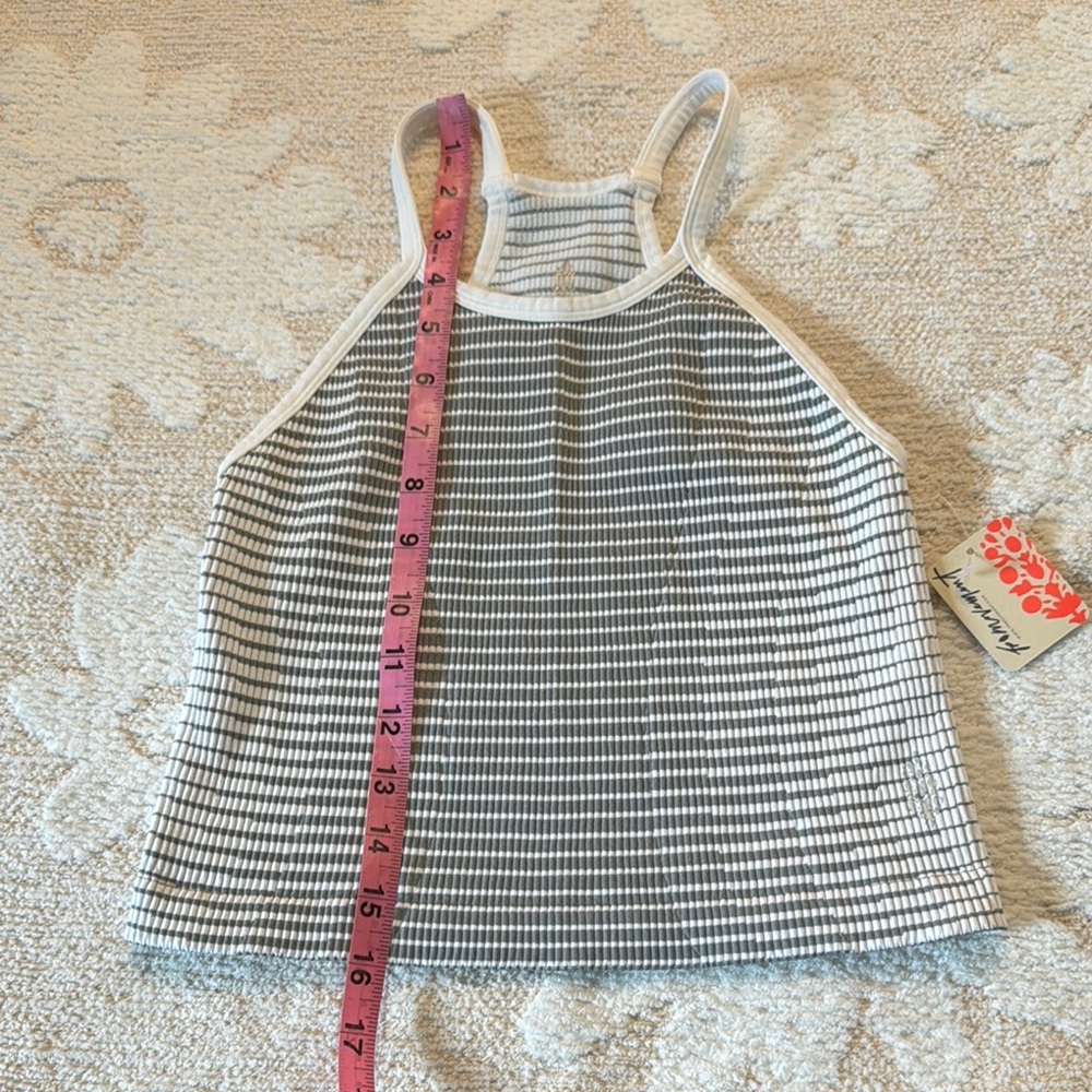 NWT Free People Movement Gray & White Stripe Cropped Tank Top size M/L - Picture 10 of 10